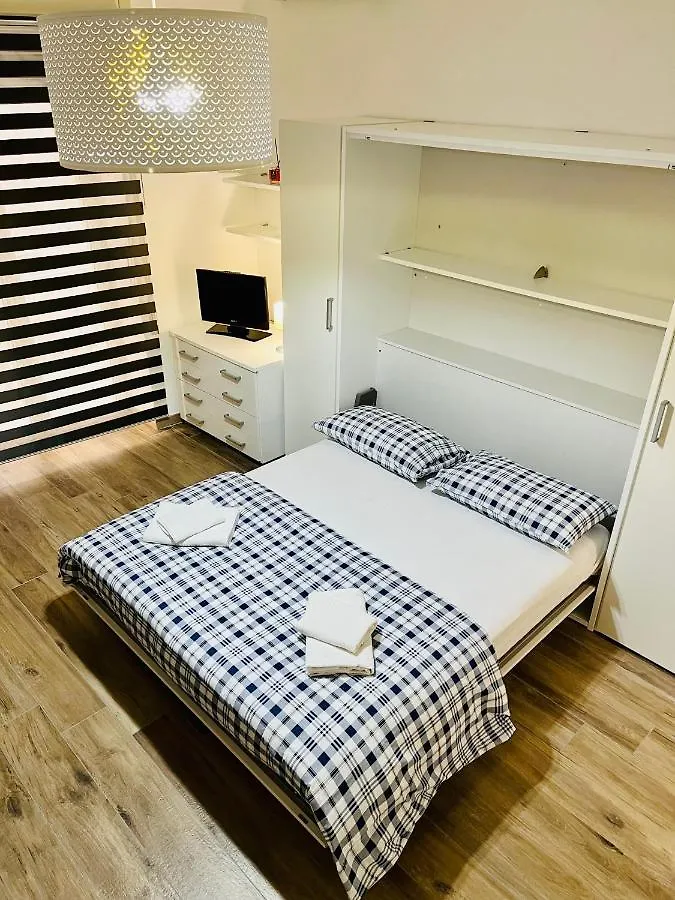 La Vacanzella Al Gesu' Nuovo Apartman Nápoly Olaszország