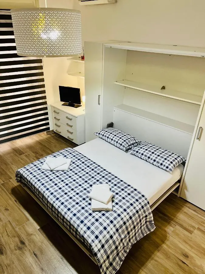 La Vacanzella Al Gesu' Nuovo Apartment Naples
